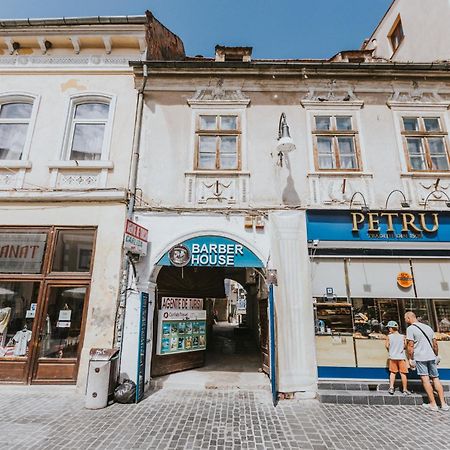 Locart -Cozy Downtown Apartment, Near Black Church With Free Wi-Fi Braşov Esterno foto