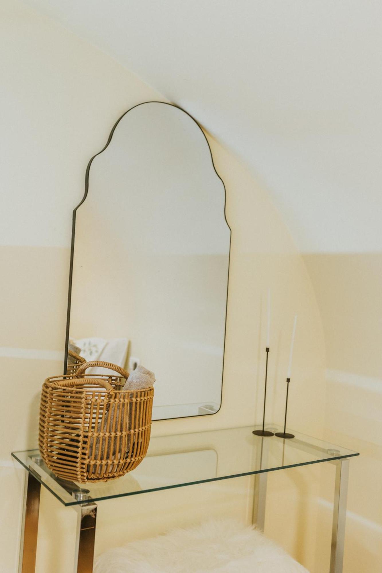 Locart -Cozy Downtown Apartment, Near Black Church With Free Wi-Fi Braşov Esterno foto